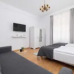W Sercu Krakowa Z Dwoma Sypialniami By Rent Like Lägenhet
