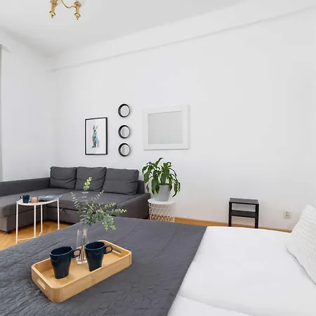 W Sercu Krakowa Z Dwoma Sypialniami By Rent Like شقة كراكوفيا